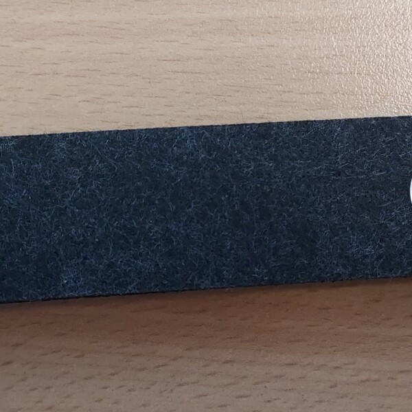 Sleutelhanger Vilt Antraciet 13cm x 3cm